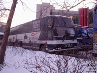 ADS 15692 - Prevost H3-45 - On descend � Qu�bec le 11 d�cembre. (ex-Limocar Estrie)