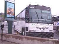 Voyageur Colonial 4502 - A�roports de Montr�al Airports (1997 MCI 102DL3)
