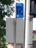 bus sign / panneau d'arr�t