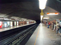 STM - Metro de Montreal - C�te-Vertu station - Orange Line