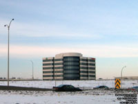 Headquarters, 8801 Transcanadienne, Montr�al, Qu�bec